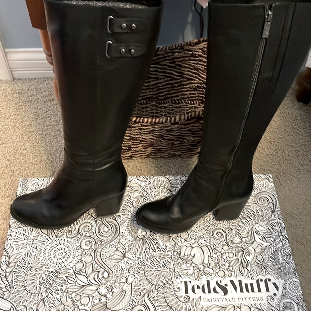Black leather Ted&Muffy boots